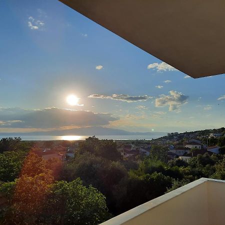 Panorama Apartments Prínos Eksteriør bilde