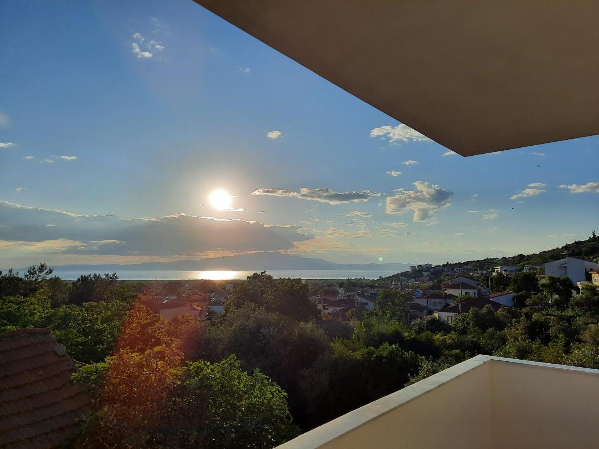 Panorama Apartments Prínos Eksteriør bilde