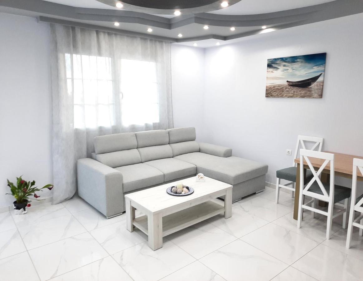 Panorama Apartments Prínos Eksteriør bilde
